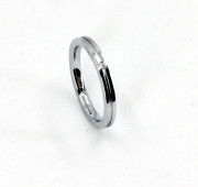 Dámsky diamantový prstienok z chirurgickej ocele GRSD27