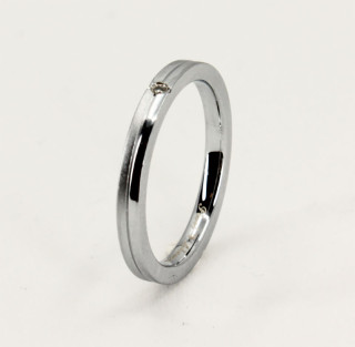 Minimalistický prsteň z chirurgickej ocele s diamantom GRSD25