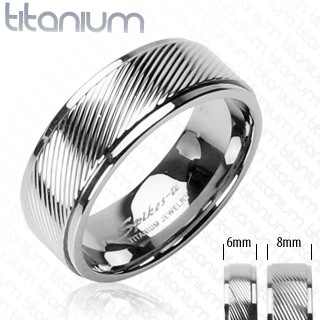 Titanový prsteň Spikes SEHRTI0350