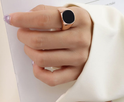 Prsteň z chirurgickej ocele pre ženy WJHN1618