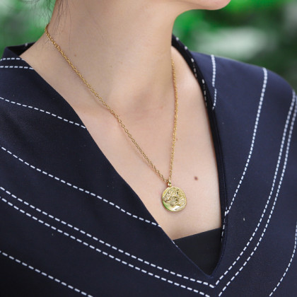 Náhrdelník lev pozlátená chirurgická oceľ PSS1185