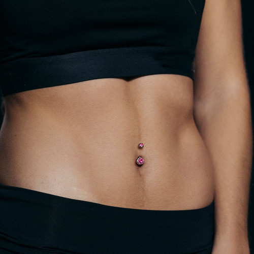 Piercing v pupku 044