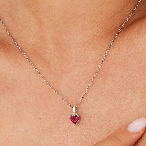 Elegantný prívesok Brosway Fancy Passion Ruby FPR20