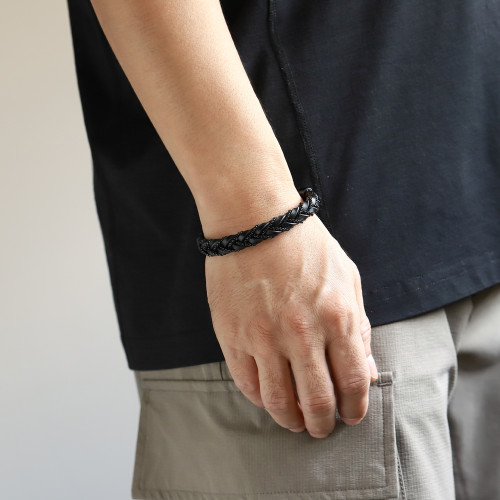 Kožený náramok s chirurgickou oceľou MBS188