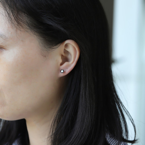 Oceľové náušnice kôstky so zirkónmi ESJ02BK