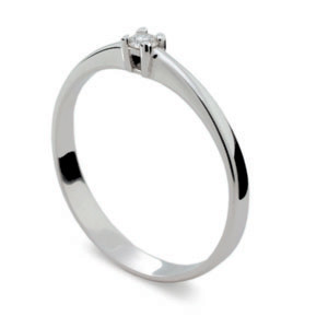 Dámsky prsteň so zirkónom 1904