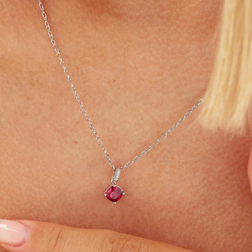 Prívesok so zirkónmi Brosway Fancy Passion Ruby FPR17