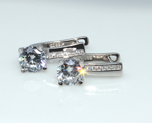 Strieborné náušnice so zirkónmi 305915