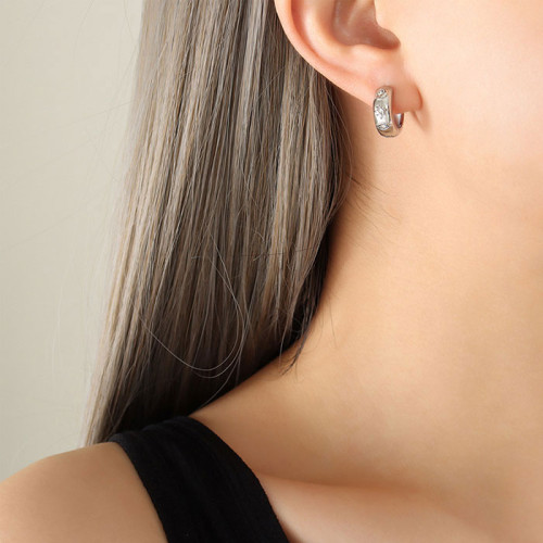 Náušnice krúžky chirurgická oceľ WJHE941GD